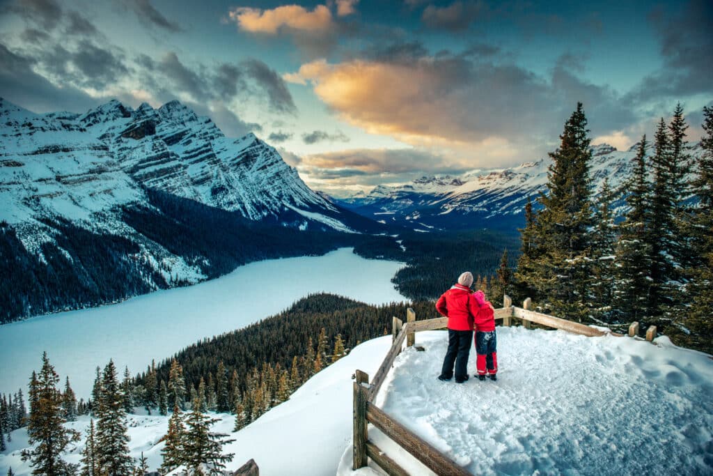 Taxes for US Citizens Living and Working in Canada
